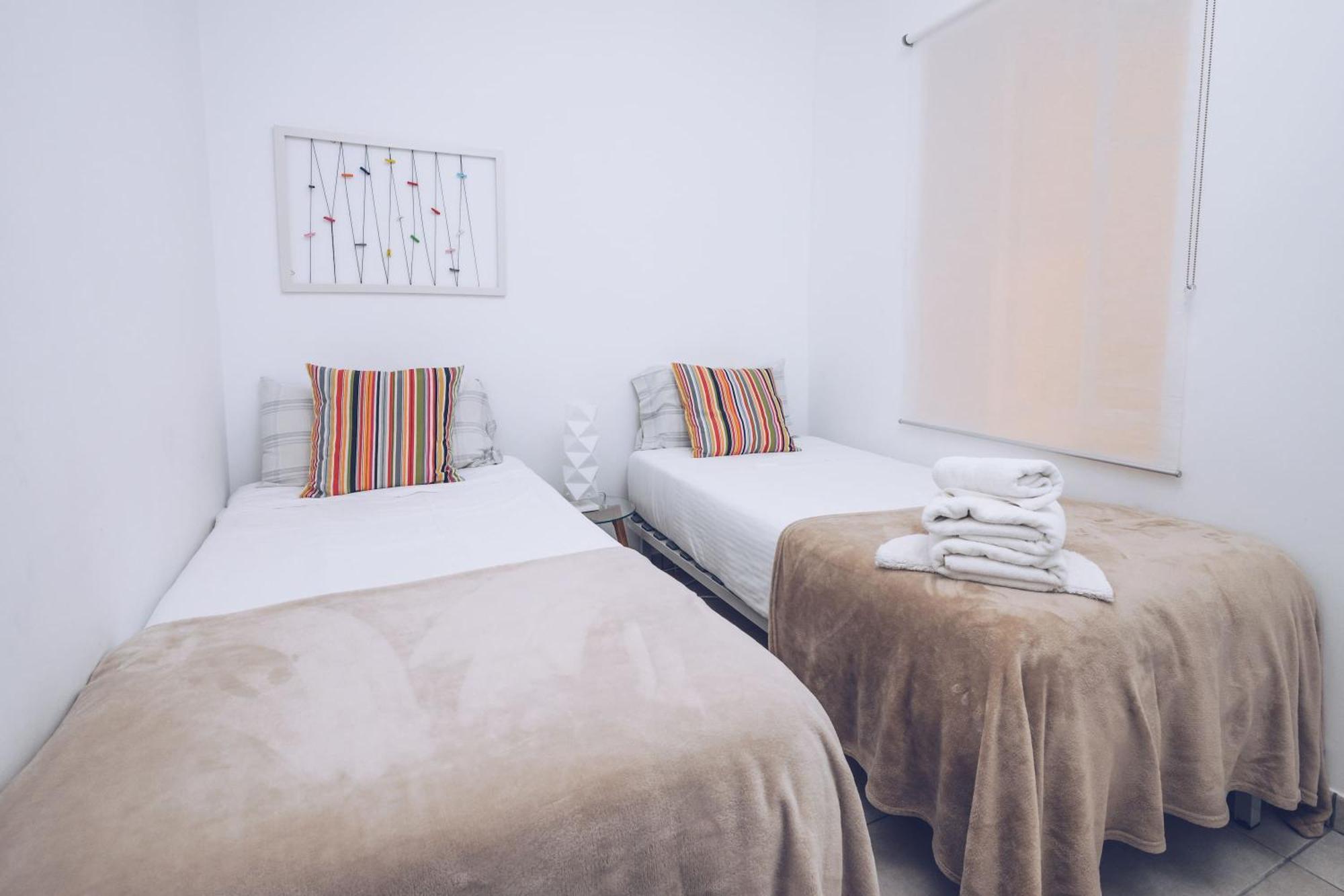2Br In The Zoko Contemporary And Convenient Apartment Gibraltar Bagian luar foto